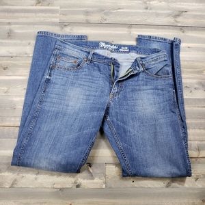 34x34 Wrangler Retro Slim Straight